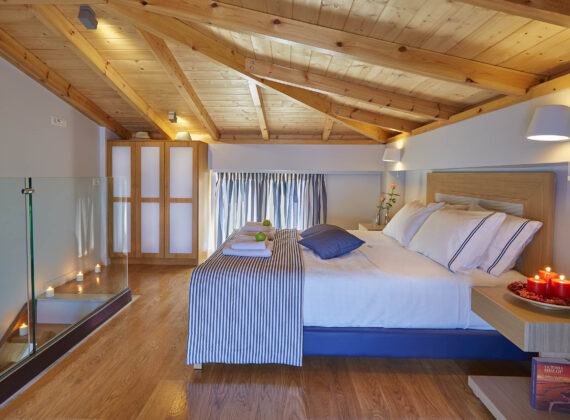 Deluxe Suite Deluxe Suite