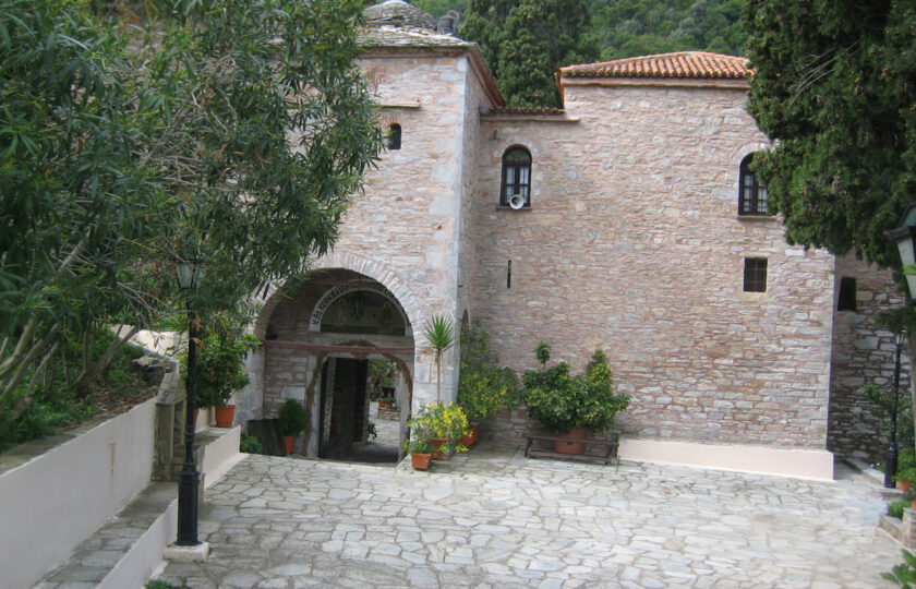 Skiathos and religion. The sacred side of a vibrant island.